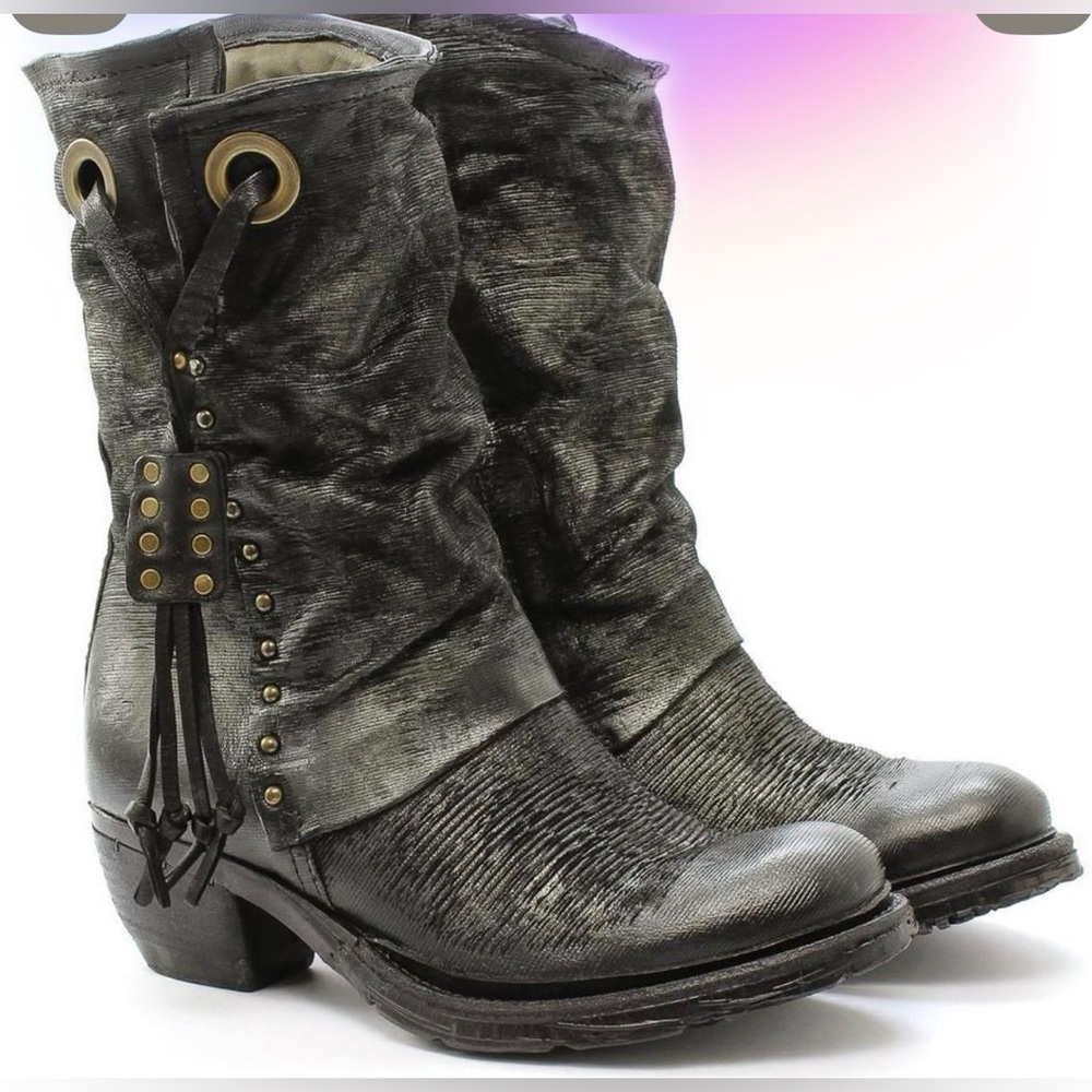 A.S.98 Black Distressed Italian Leather Boho-Western Boots Size 37 (6.5-7)